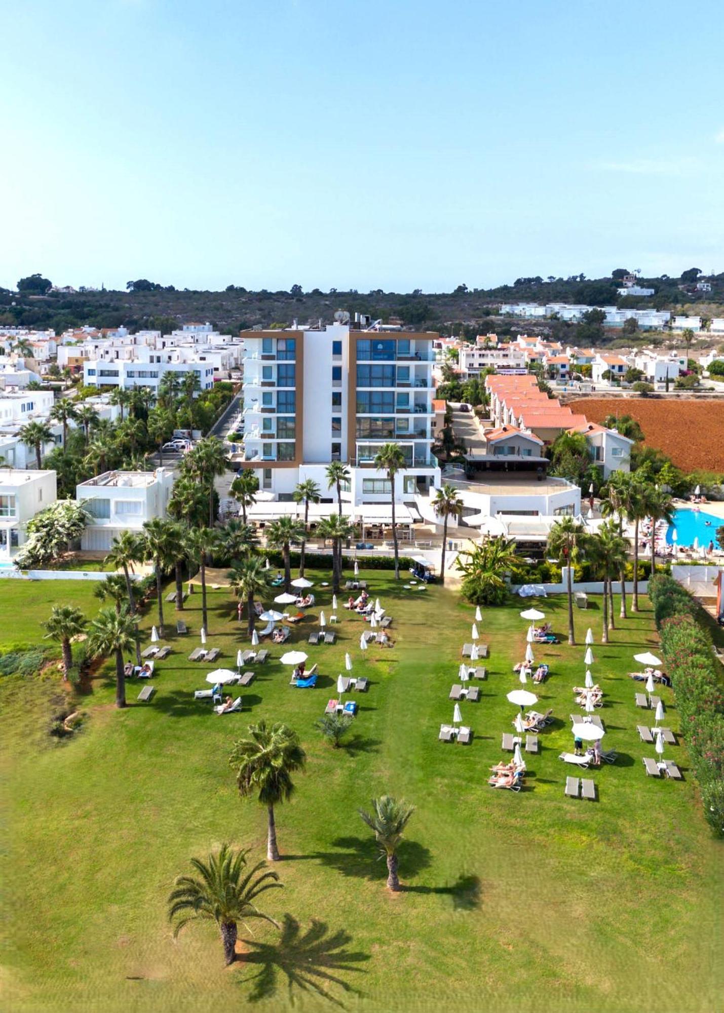 Leonardo Crystal Cove Hotel & Spa - Adults Only Protaras Buitenkant foto