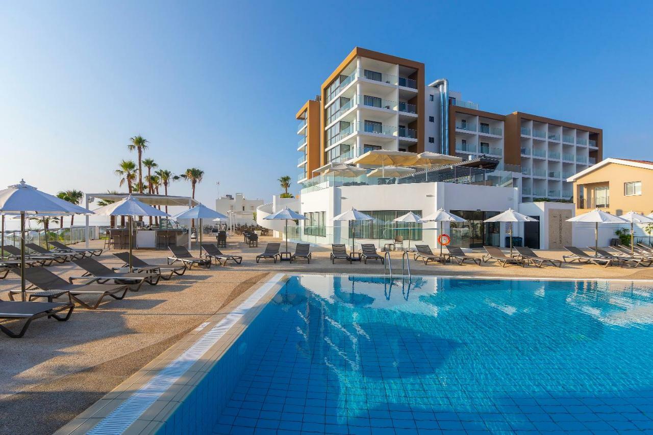 Leonardo Crystal Cove Hotel & Spa - Adults Only Protaras Buitenkant foto